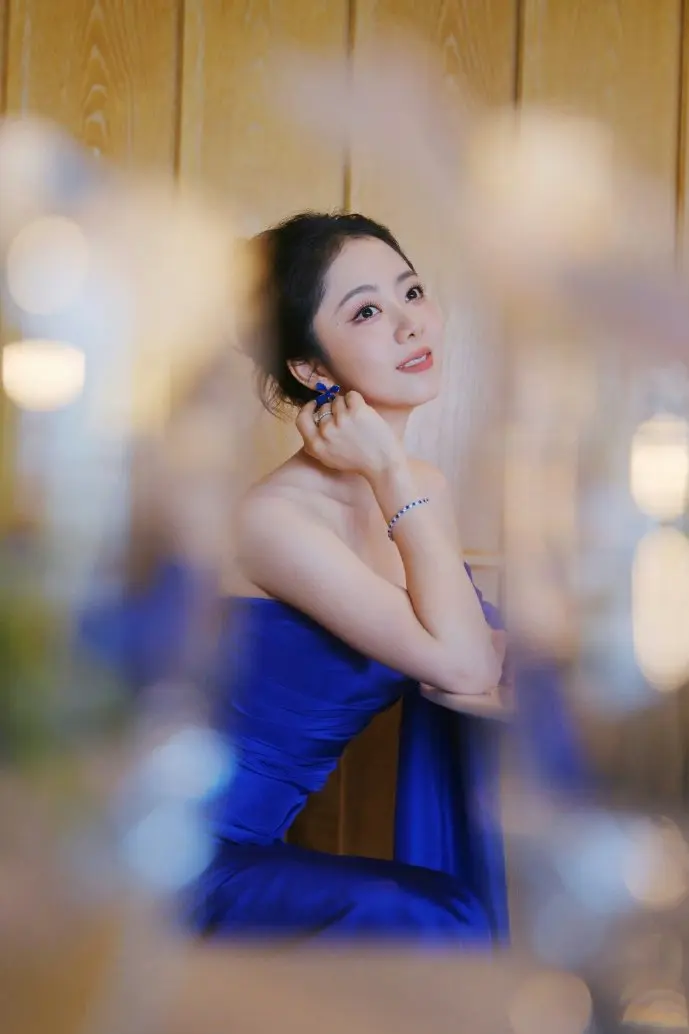 汽车人游戏角色战斗画面